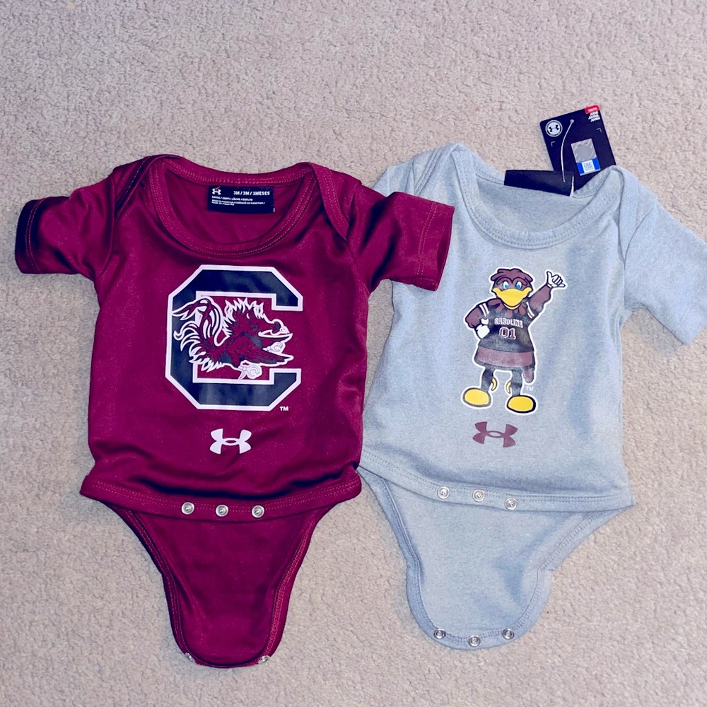 Set of 2 Carolina gamecocks under armour onesie 0-3 month